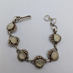 Vintage 925 Sterling Silver Bracelet With 6  Oval Moonstones